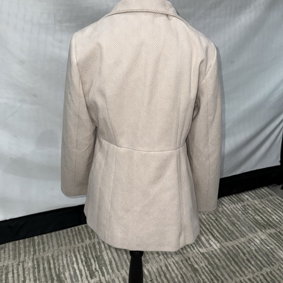 Elegant blush and Cream Blazer jacket - Picture 3 of 4